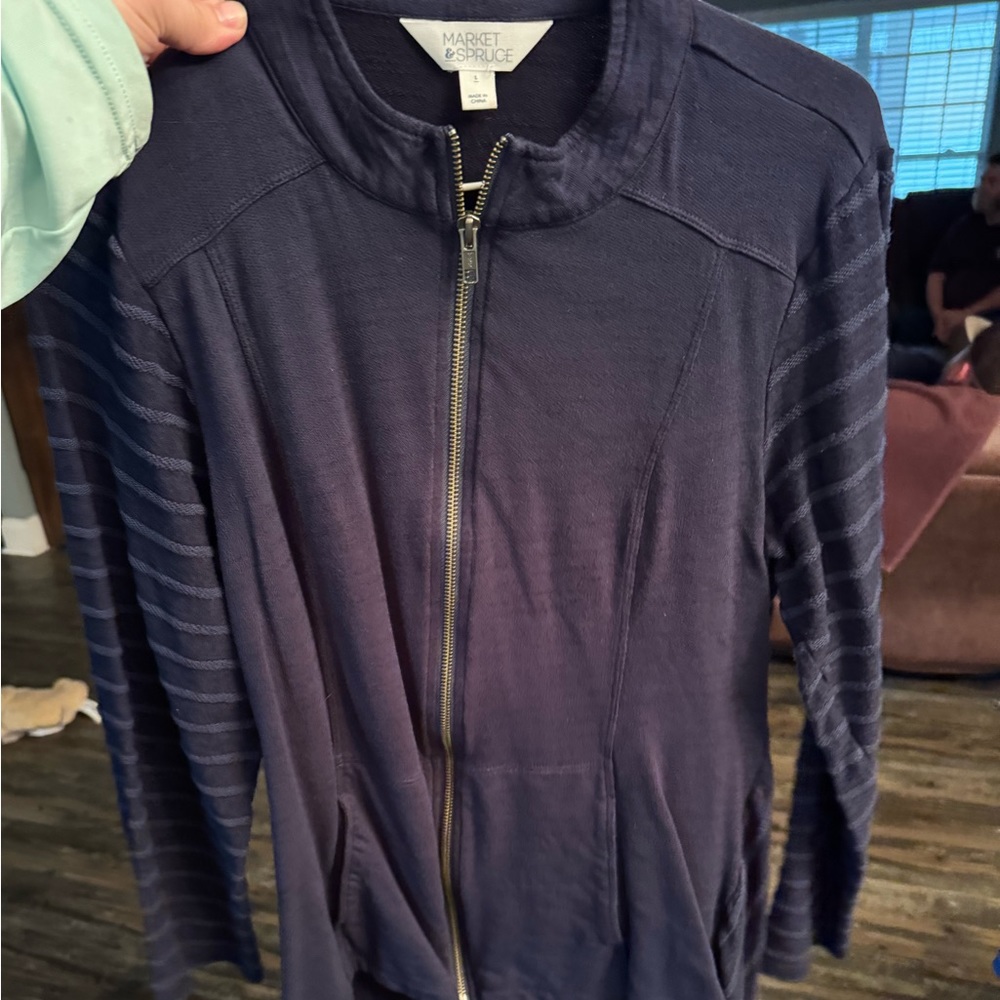 Light weight jacket